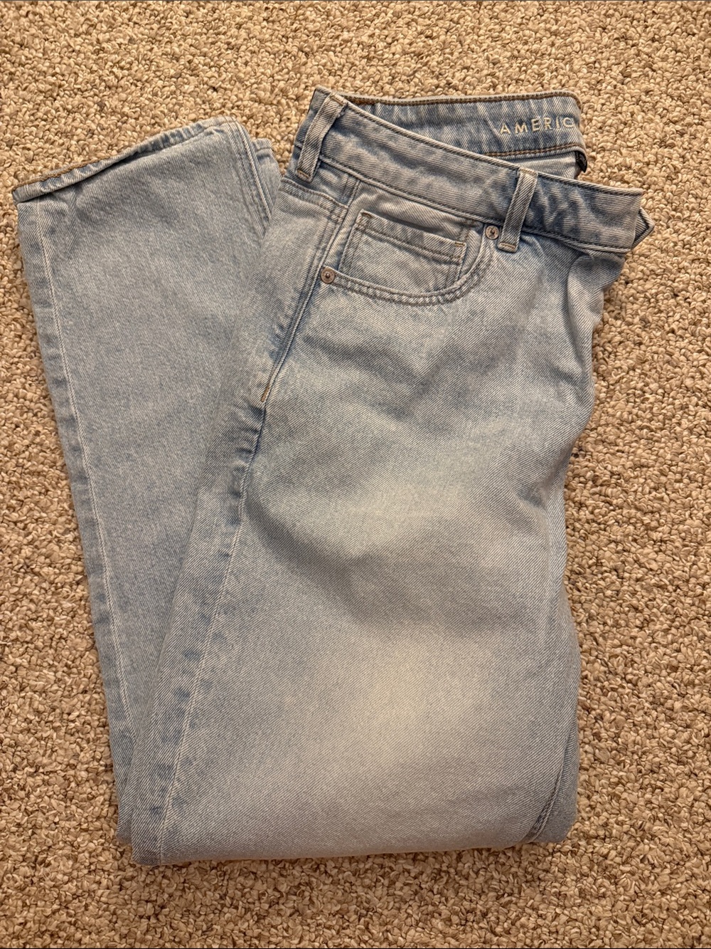 American Eagle Outfitters Light Blue High-Rise Women’s Jeans